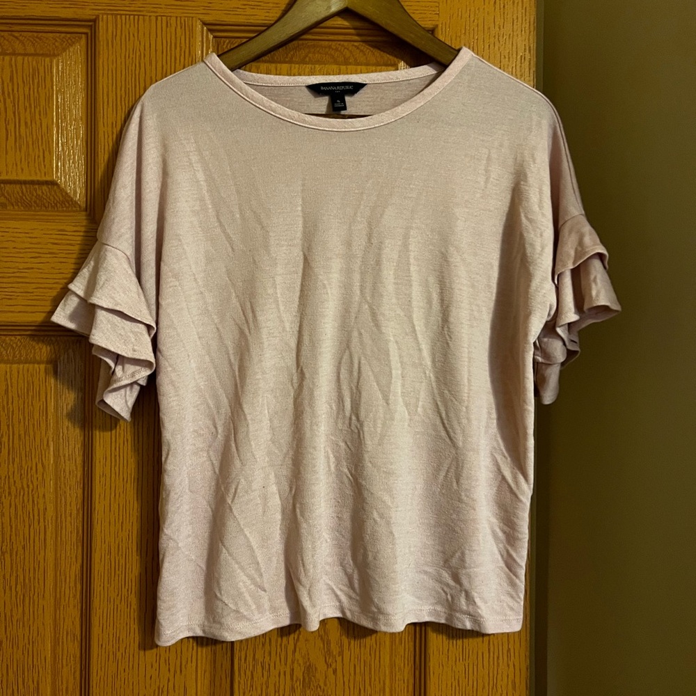 Women’s pink short sleeve